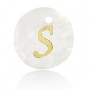 Shell pendant 15mm letter S Gold-White